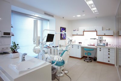 Cabinet stomatologic modern – imagine ilustrativă pentru DENTA 2026