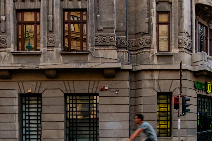 Fotografie ilustrativă generică pentru Calea Victoriei București: muzee, program de vizitare și cazare pentru city-break, nu imagine oficială a locului